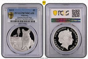 2013 £5 Queen's Royal Dog PR70DCAM