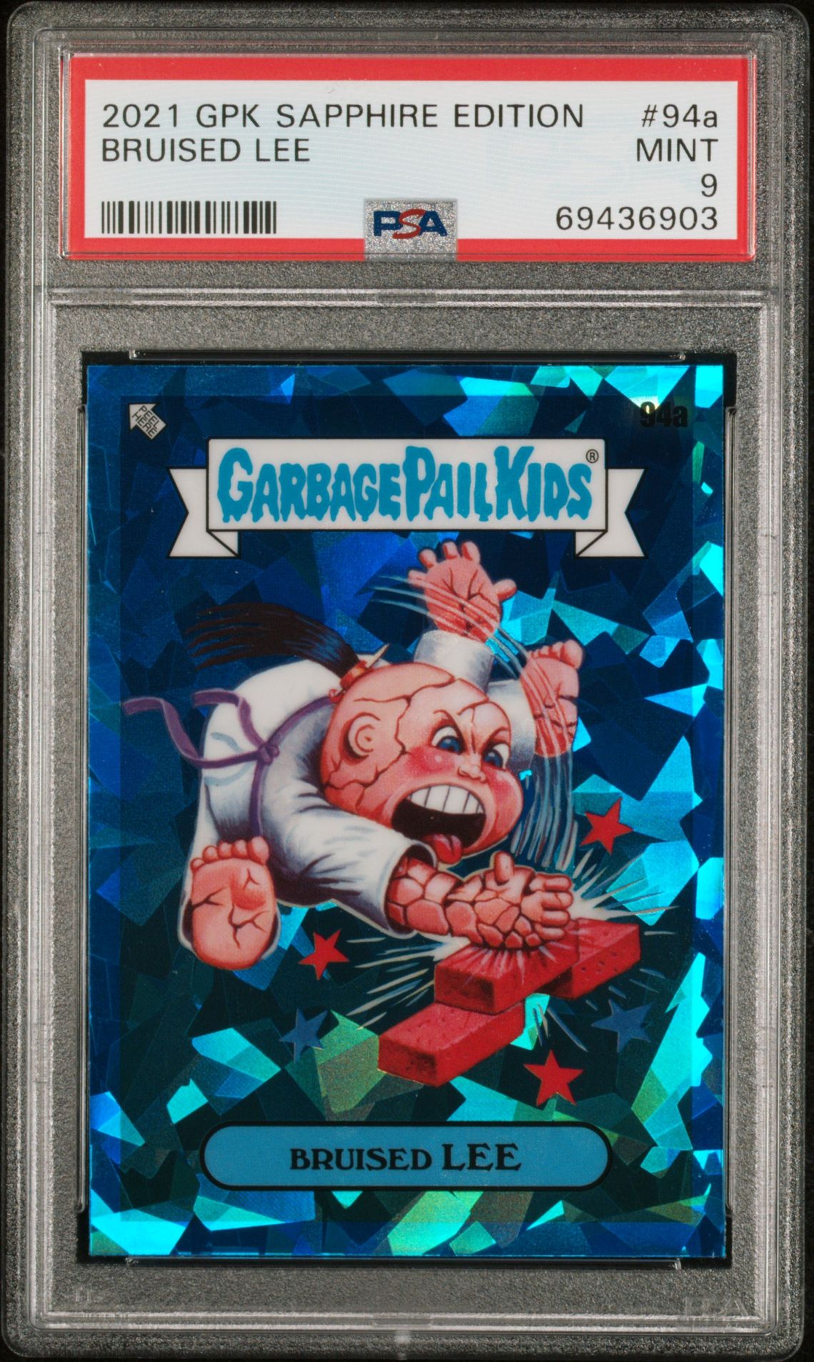 2021 Topps GARBAGE PAIL KIDS SAPPHIRE EDITION #94A Bruised Lee front