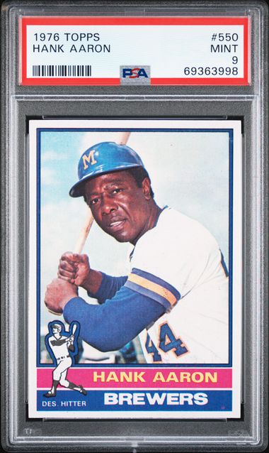 1976 Topps #550 Hank Aaron front