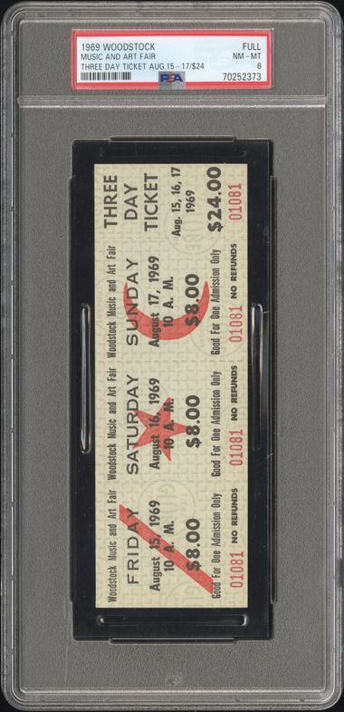 PSA 8 cert 70252373