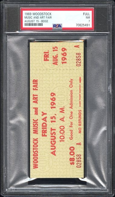 PSA 7 cert 70825491