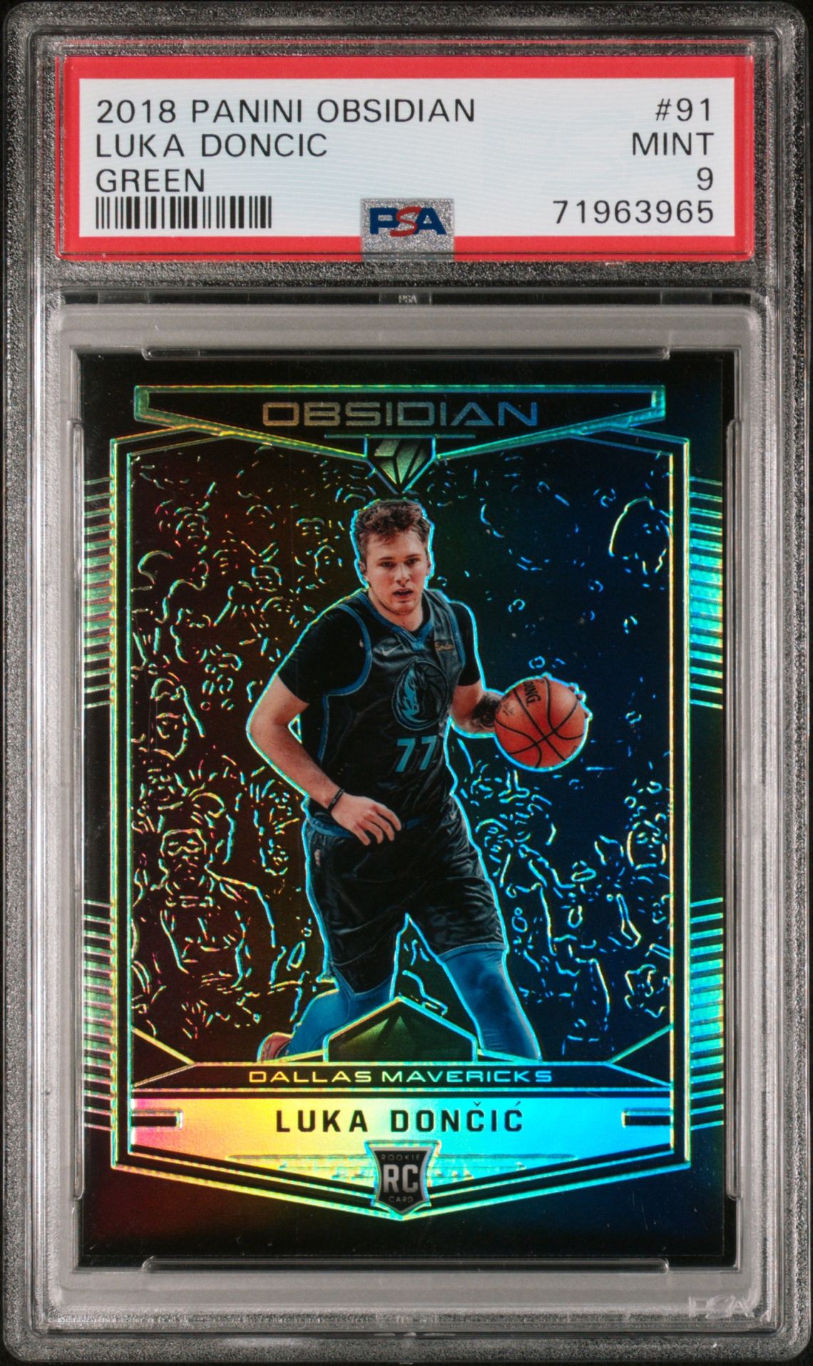 2018 Panini PANINI OBSIDIAN GREEN #91 Luka Doncic front
