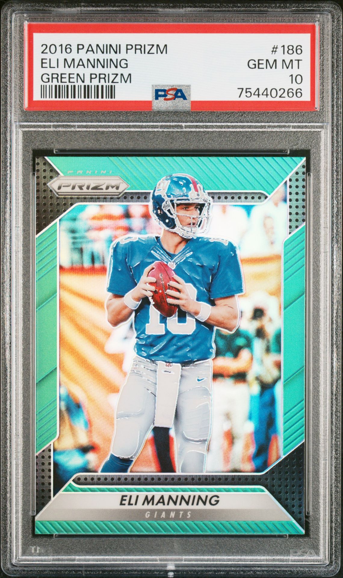 2016 Panini Prizm Eli Manning #186 (Green Prizm) Gem Mt 10 front