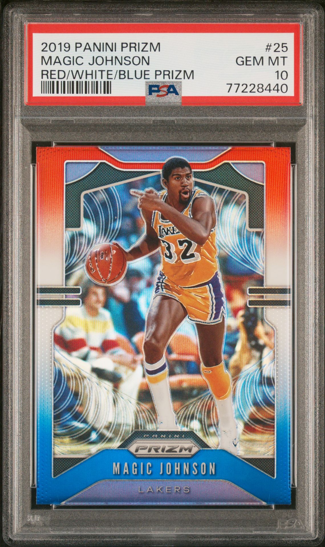 2019 PANINI PRIZM Red #25 Magic Johnson front