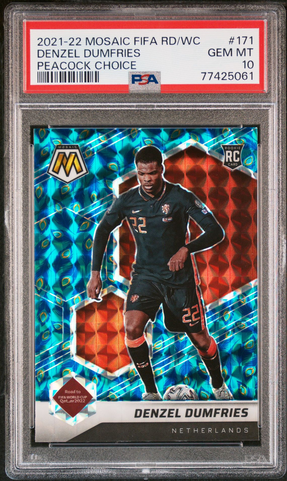 2021-2022 Panini PANINI MOSAIC FIFA ROAD TO WORLD CUP PEACOCK CHOICE #171 Denzel Dumfries front