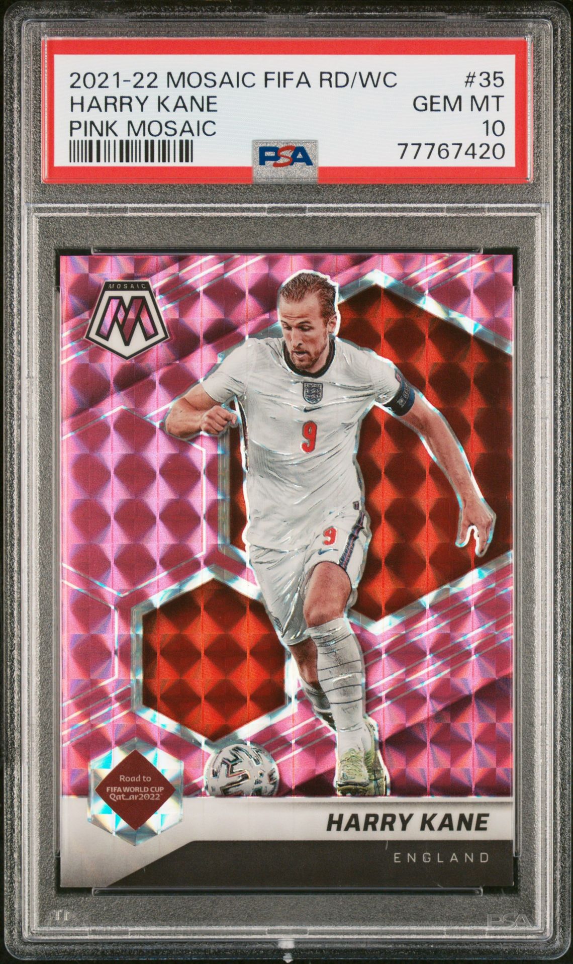 2021-2022 Panini PANINI MOSAIC FIFA ROAD TO WORLD CUP PINK MOSAIC #35 Harry Kane front