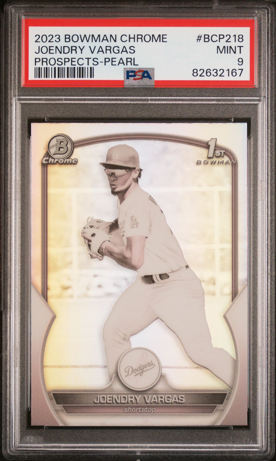 2023 Bowman BOWMAN CHROME PROSPECTS PEARL REFRACTOR #BCP218 Joendry Vargas front