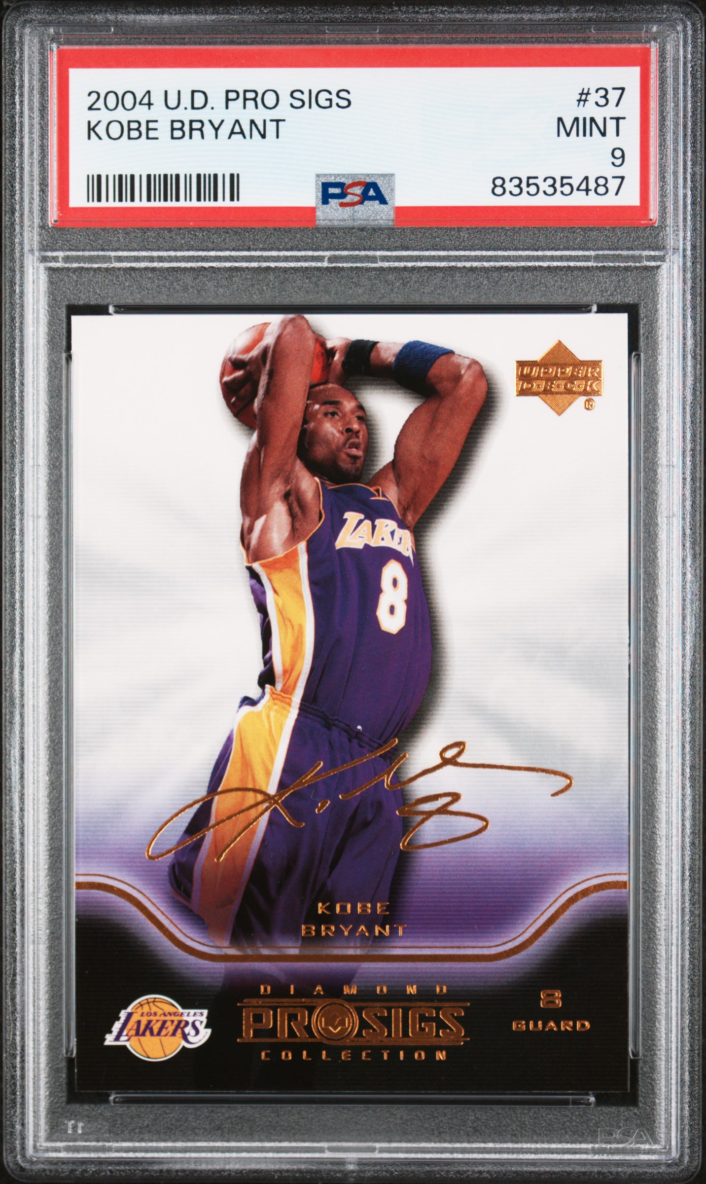 2004 UPPER DECK PRO SIGS #37 KOBE BRYANT