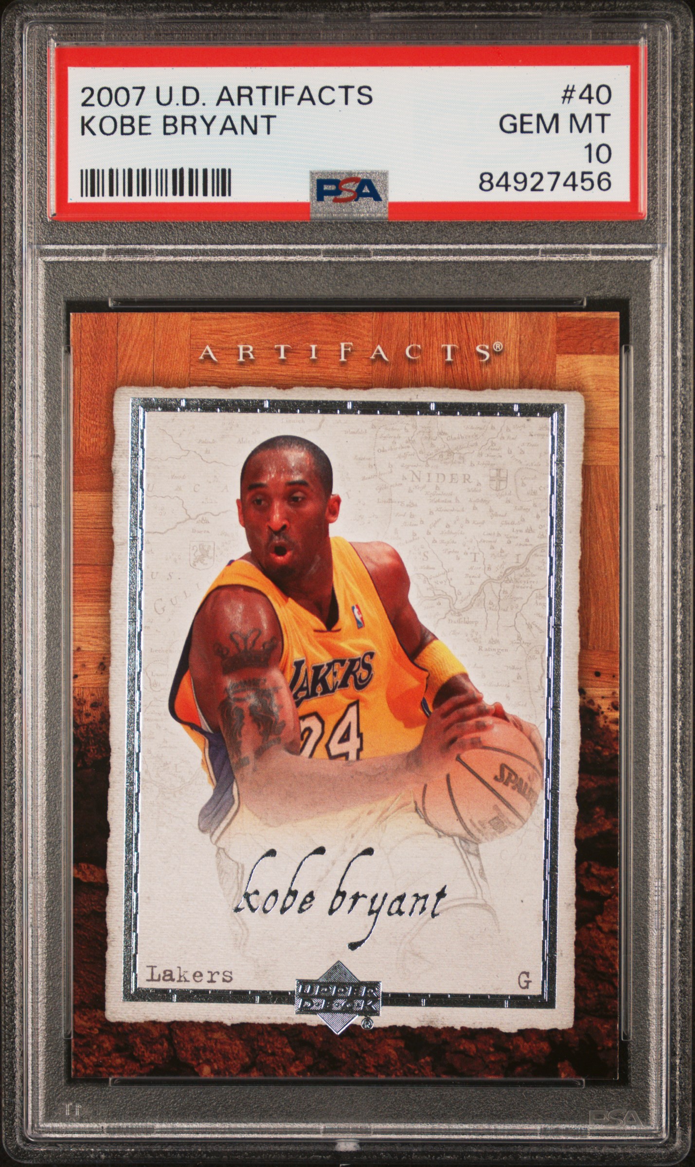 2007 UPPER DECK ARTIFACTS #40 KOBE BRYANT