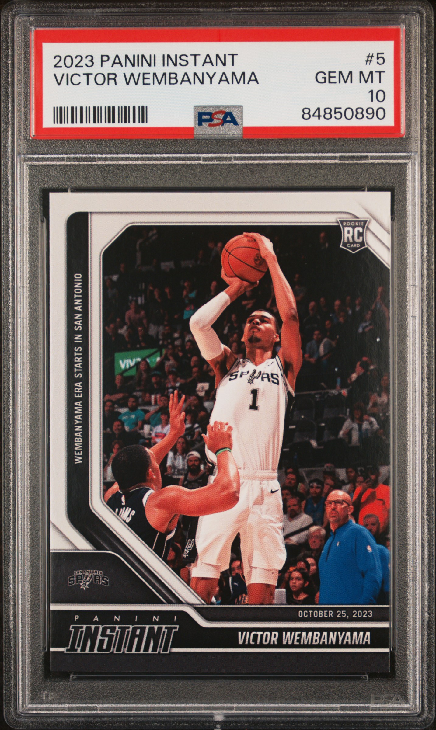 2023 Panini PANINI HOOPS PREMIUM STOCK ANTI GRAVITY #5 Victor Wembanyama front