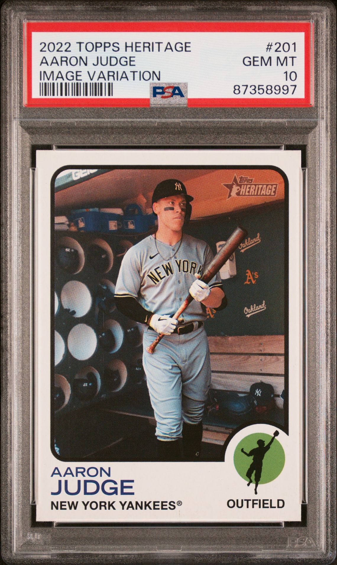 2022 Topps TOPPS HERITAGE IMAGE VARIATION #201 Aaron Judge front