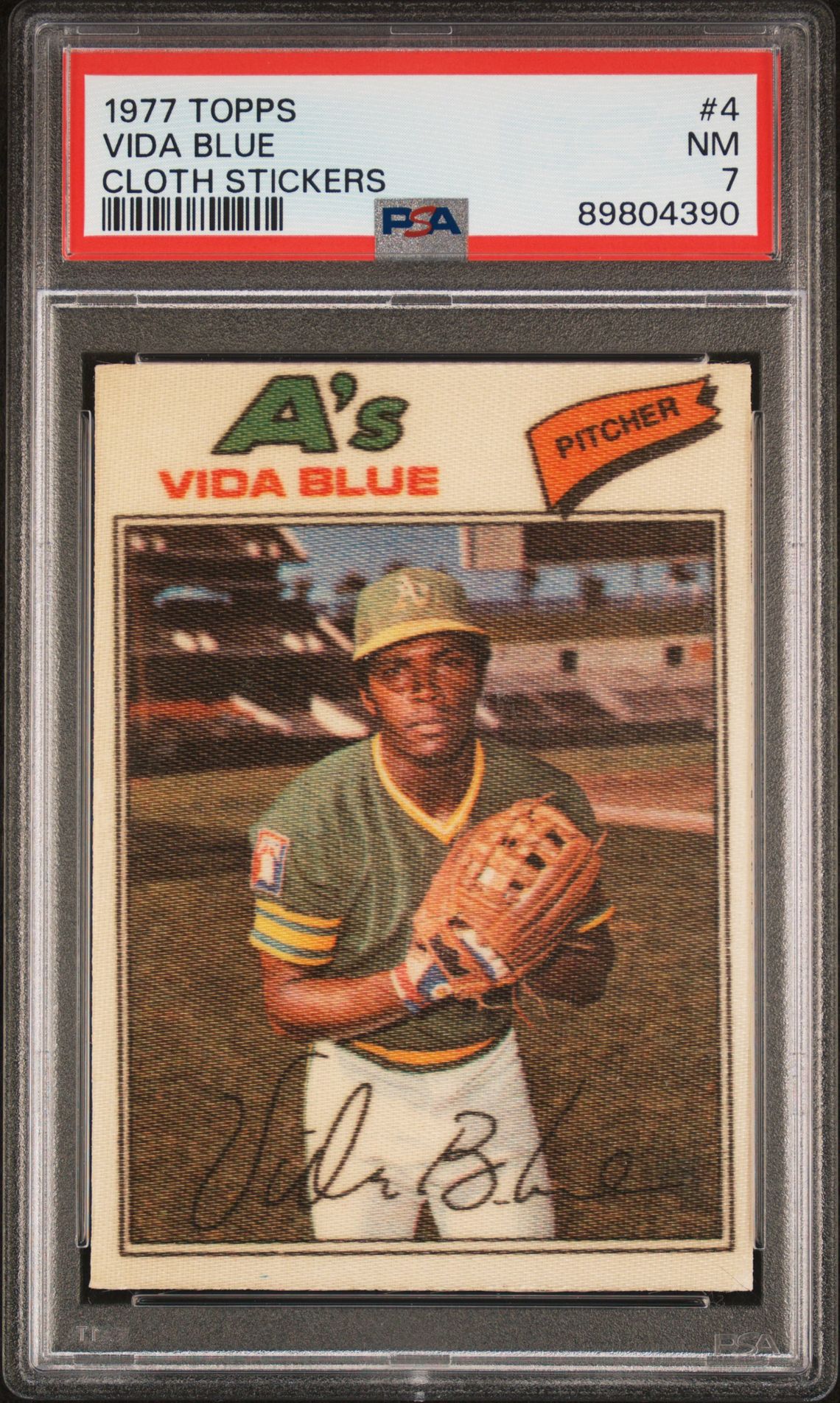 1977 Topps Cloth Stickers Vida Blue #4 (Cloth Stickers) Nm 7 front