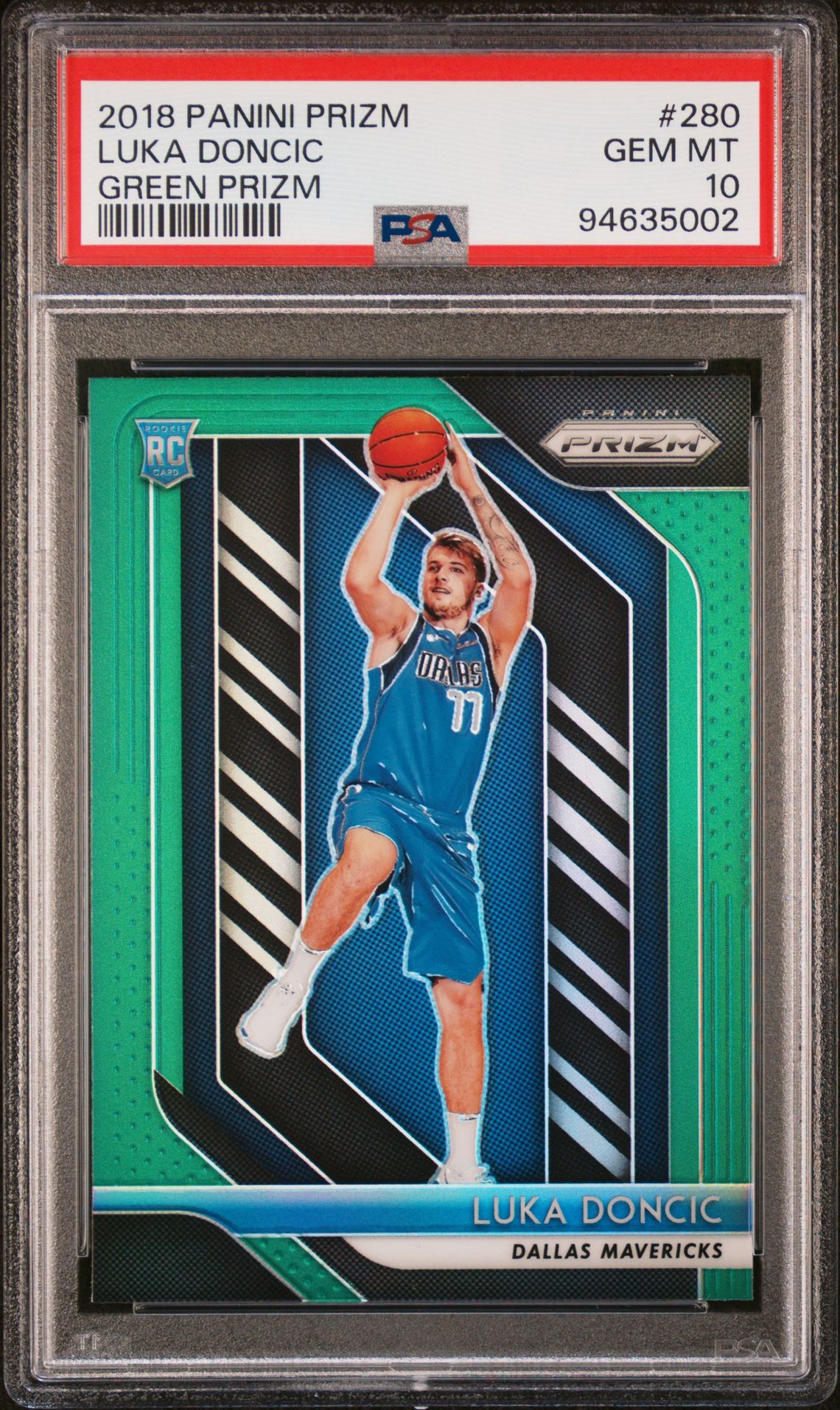 2018 Panini PANINI PRIZM GREEN PRIZM #280 Luka Doncic front