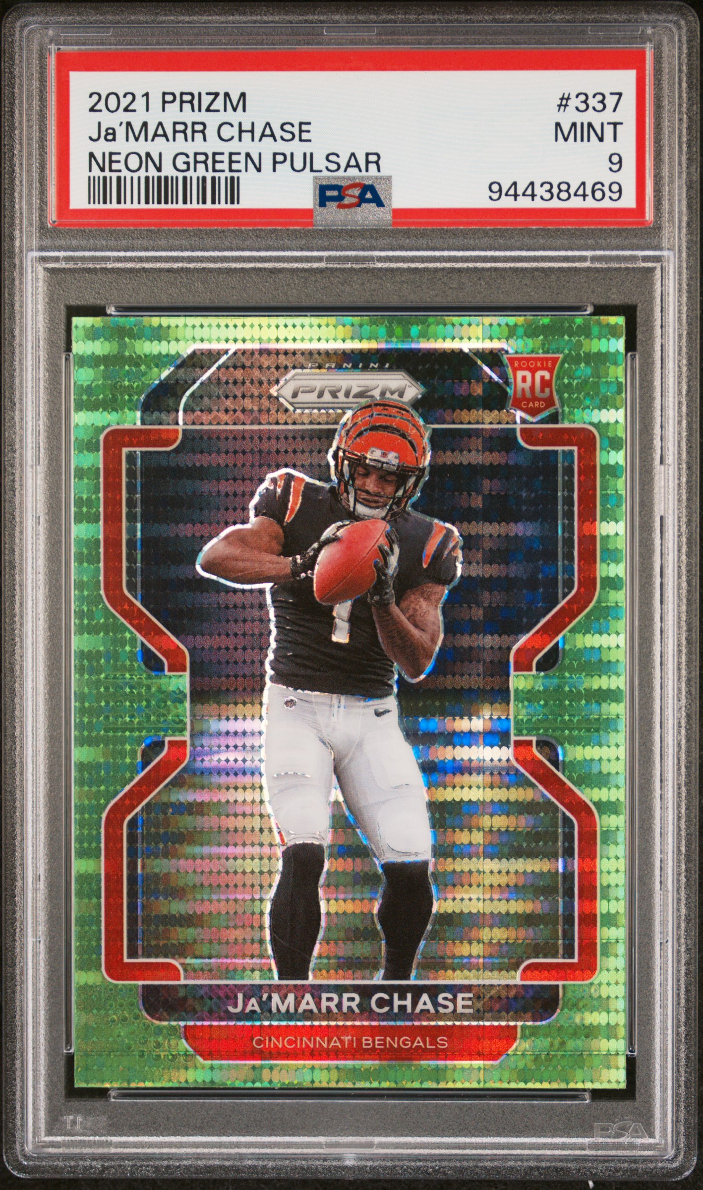 2021 Panini Prizm Ja’marr Chase #337 (Neon Green Pulsar) Mint 9 front