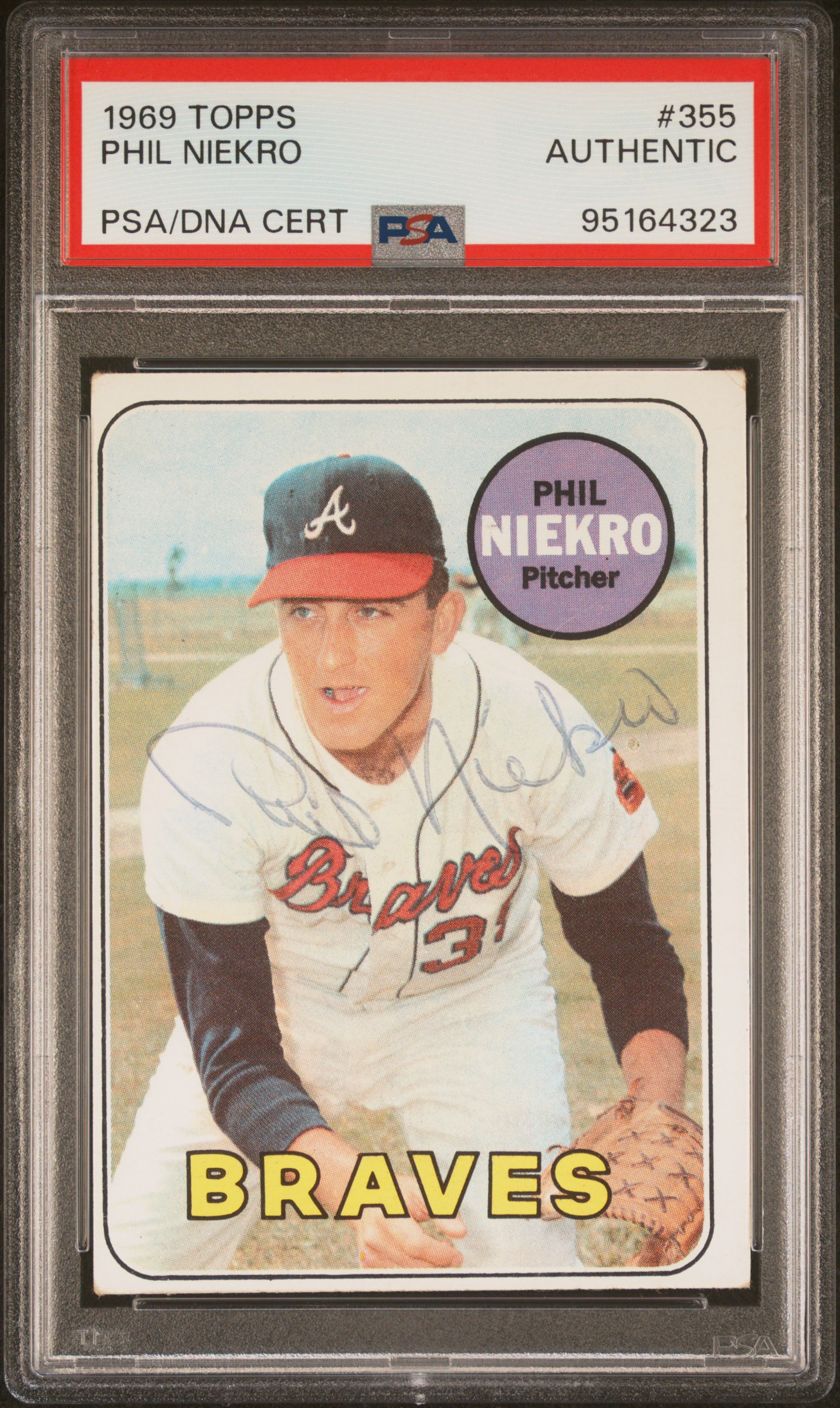 1969 Topps Phil Niekro #355 front