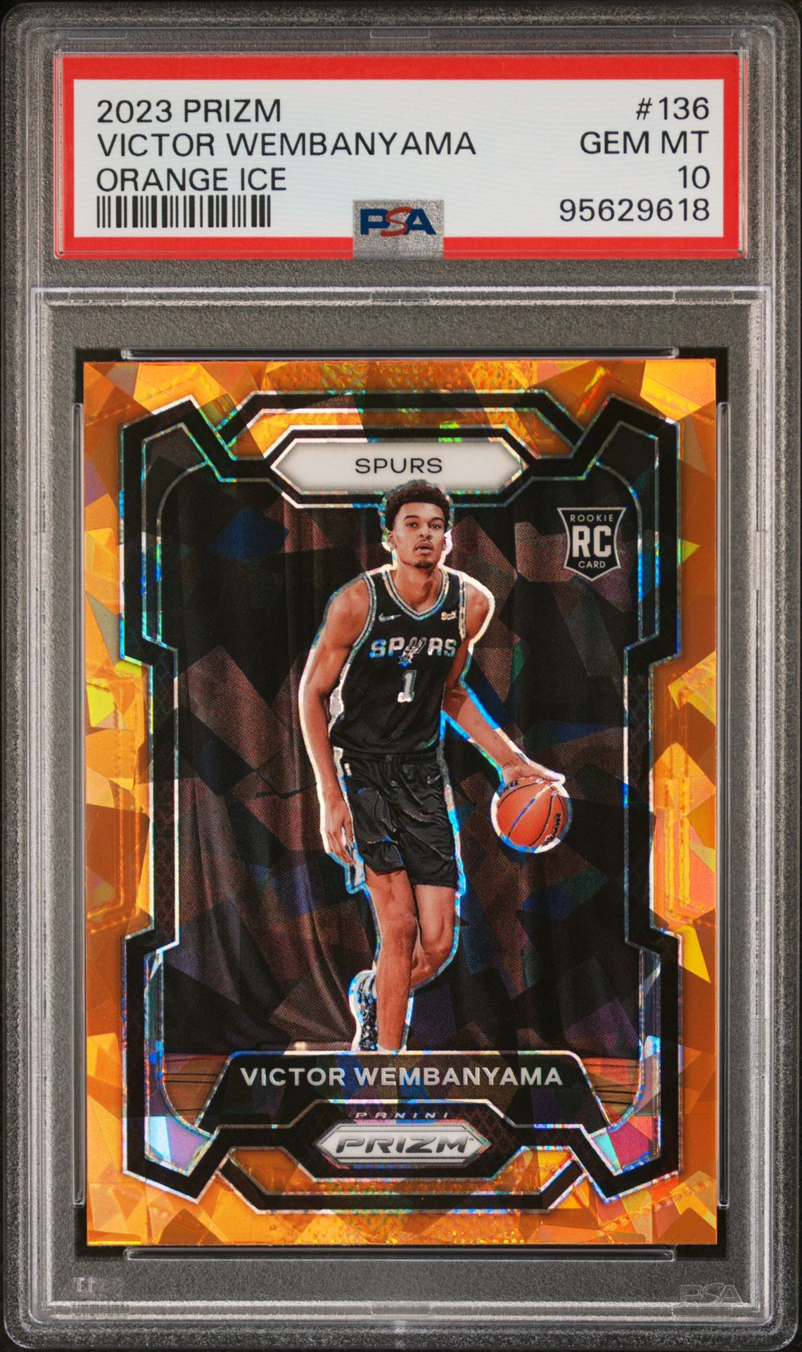 2023 Panini PANINI PRIZM Orange #136 Victor Wembanyama front