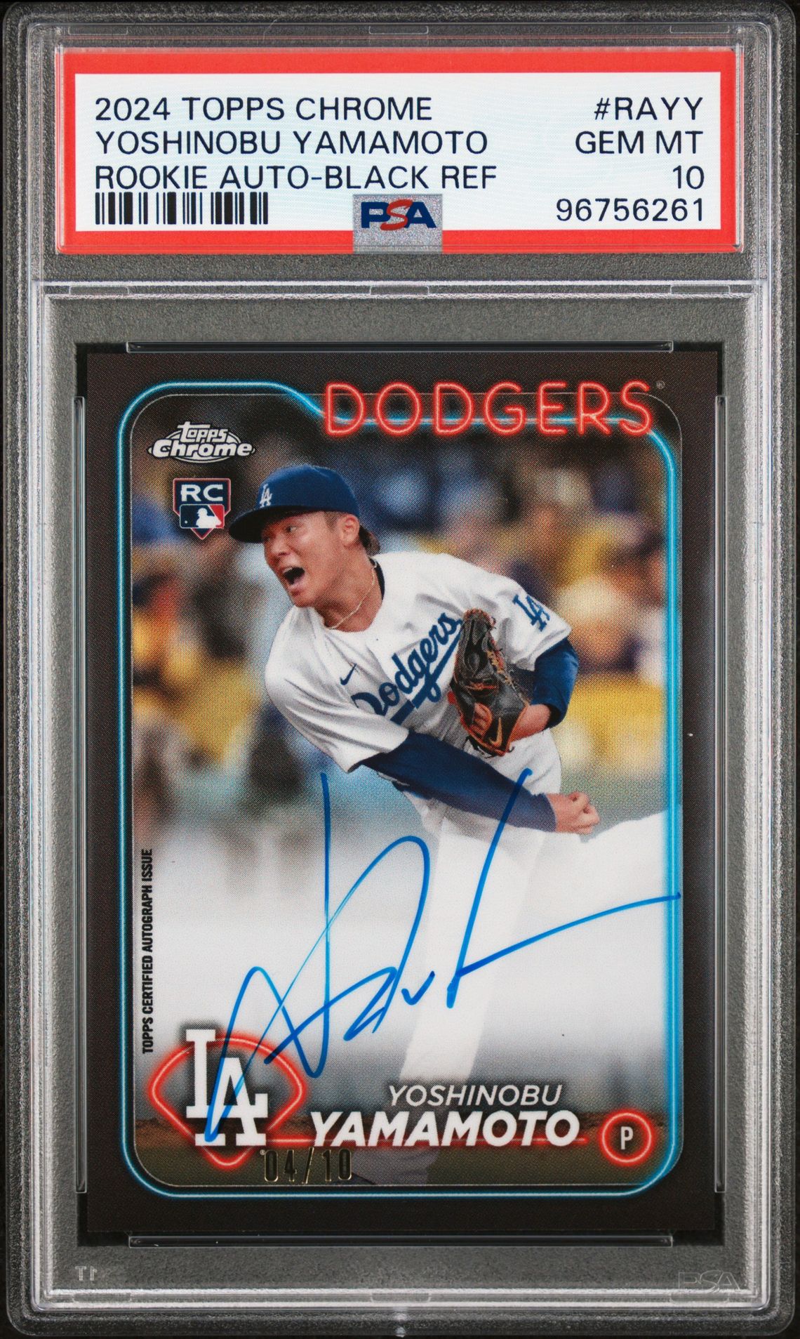 2024 Topps TOPPS CHROME ROOKIE AUTOGRAPHS ROOKIE AUTO-BLACK REF #RAYY Yoshinobu Yamamoto front