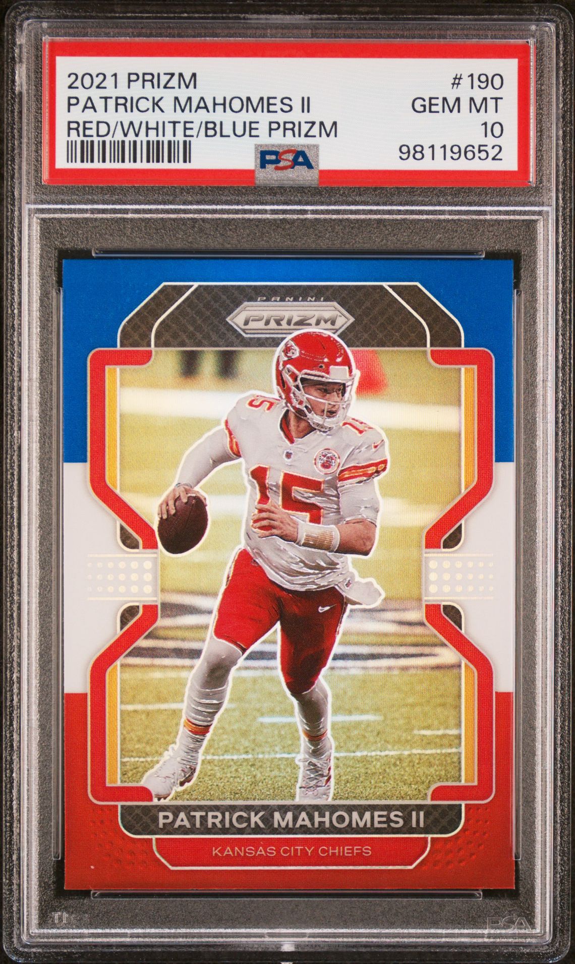 2021 Panini PANINI PRIZM RED/WHITE/BLUE PRIZM #190 Patrick Mahomes Ii front