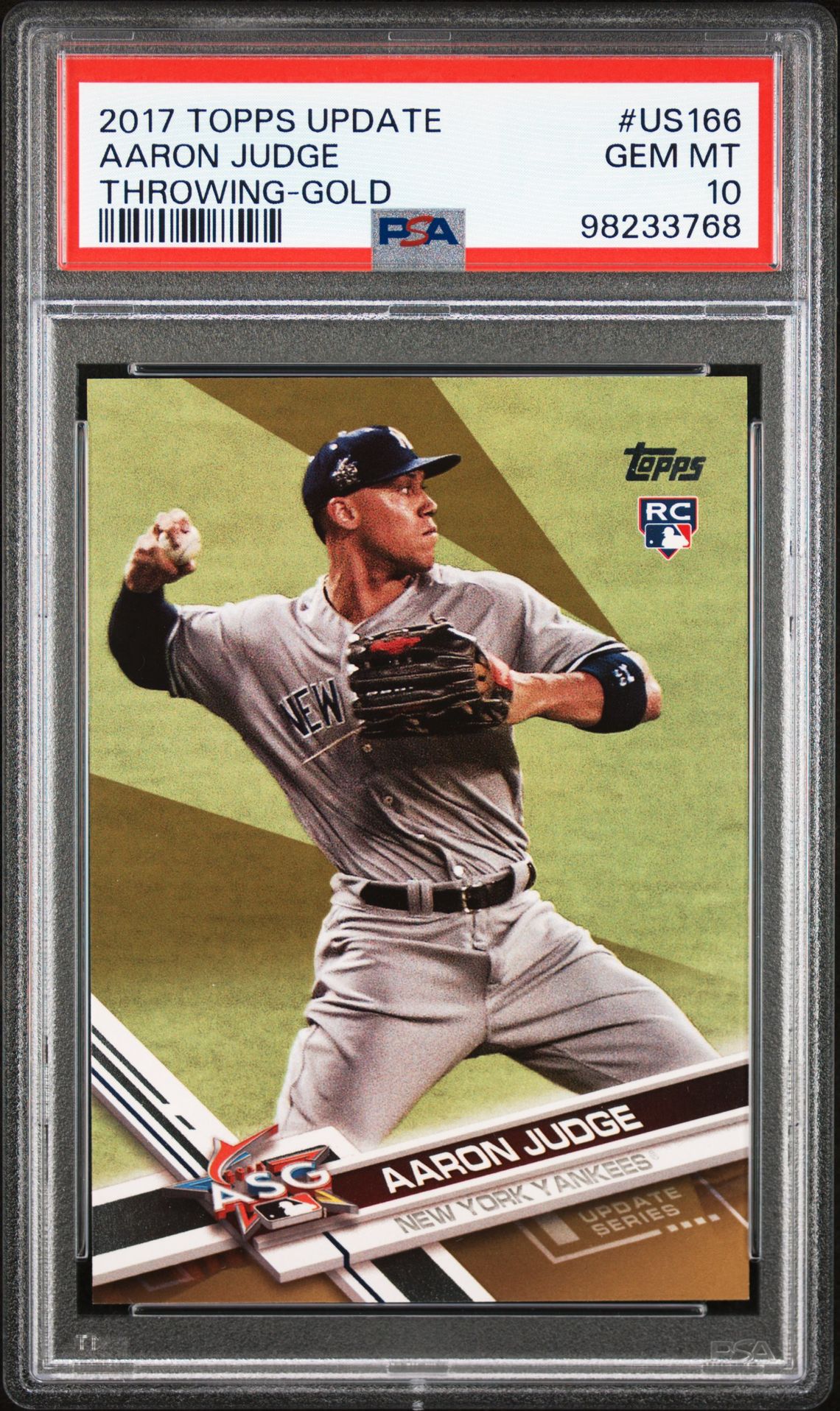 2017 Topps Topps Update THROWING-GOLD #US166 Aaron Judge front