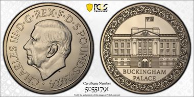 2024 £5 Buckingham Palace MS68