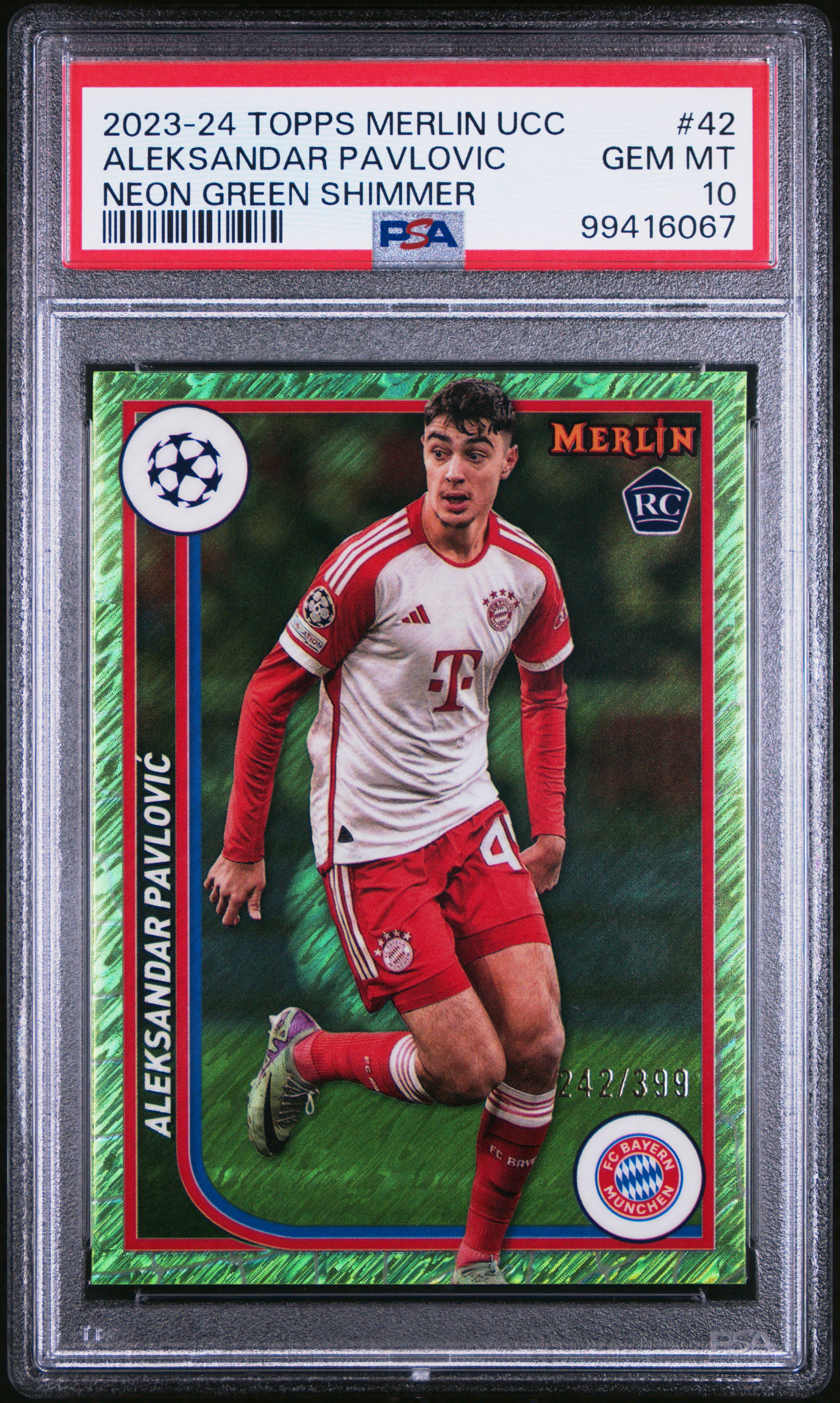 2023-24 Topps Merlin Uefa Club Competitions Aleksandar Pavlovic #42 (Neon Green Shimmer) Gem Mt 10 front
