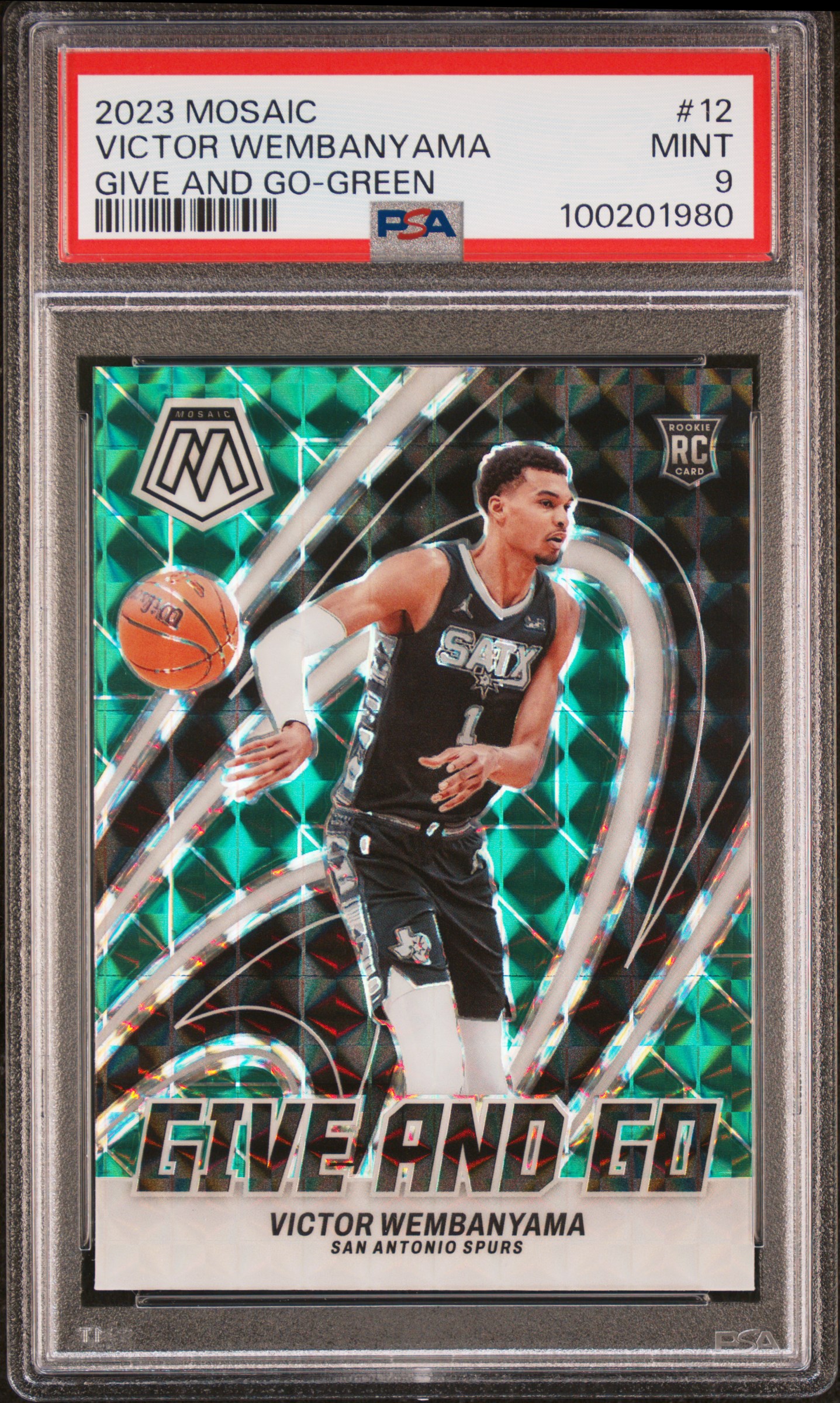 2023 Panini Mosaic Give And Go Victor Wembanyama #12 (Give And Go-Green) Mint 9 front
