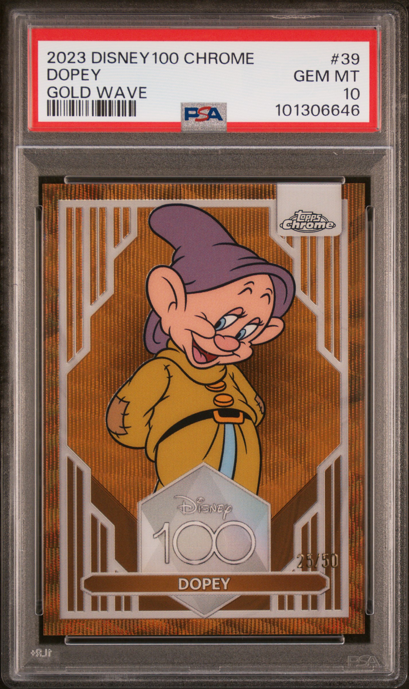 2023 Topps Chrome Disney100 Dopey #39 (Gold Wave) Gem Mt 10 front
