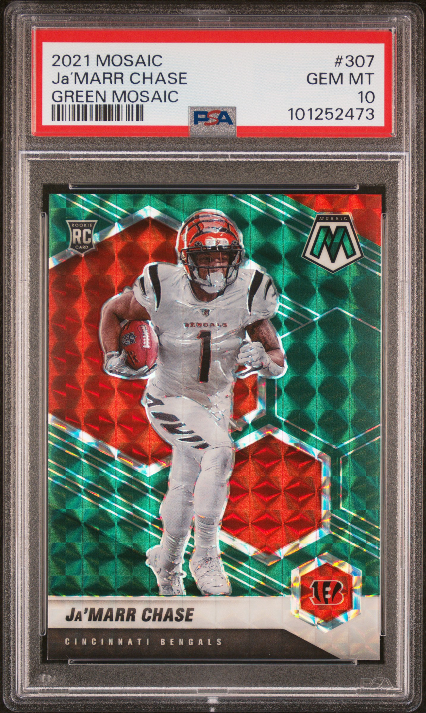 2021 Panini Mosaic Ja’marr Chase #307 (Green Mosaic) Gem Mt 10 front