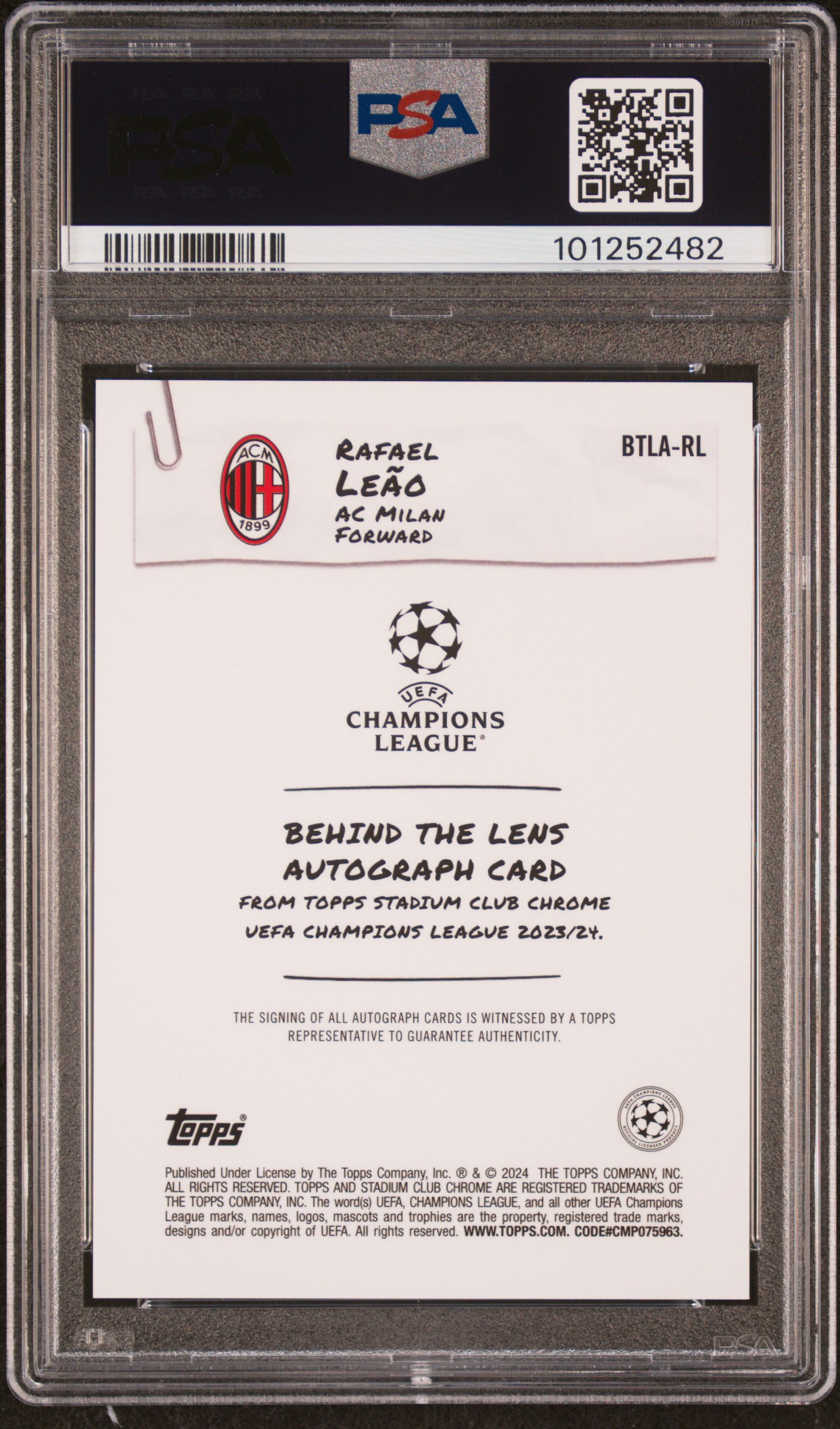 2023-24 Topps Stadium Club Chrome Uefa Club Competitions Behind The Lens Autographs Rafael Leao #Rl Gem Mt 10 back