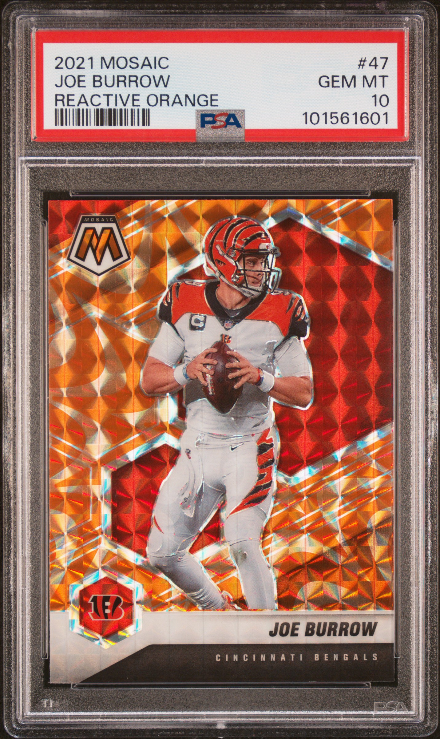 2021 Panini Mosaic Joe Burrow #47 (Reactive Orange) Gem Mt 10 front