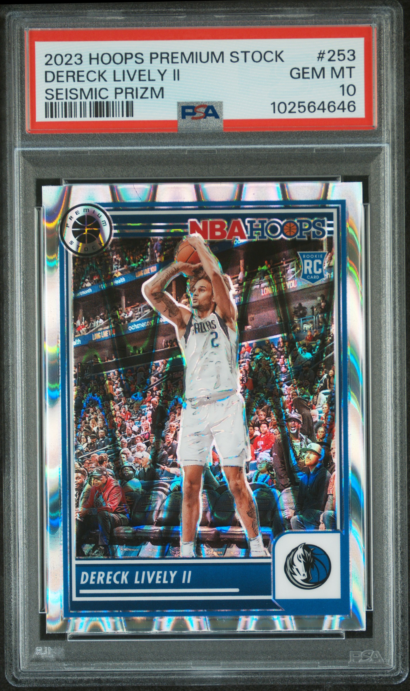 2023 Panini Hoops Premium Stock Dereck Lively Ii #253 (Seismic Prizm) Gem Mt 10 front