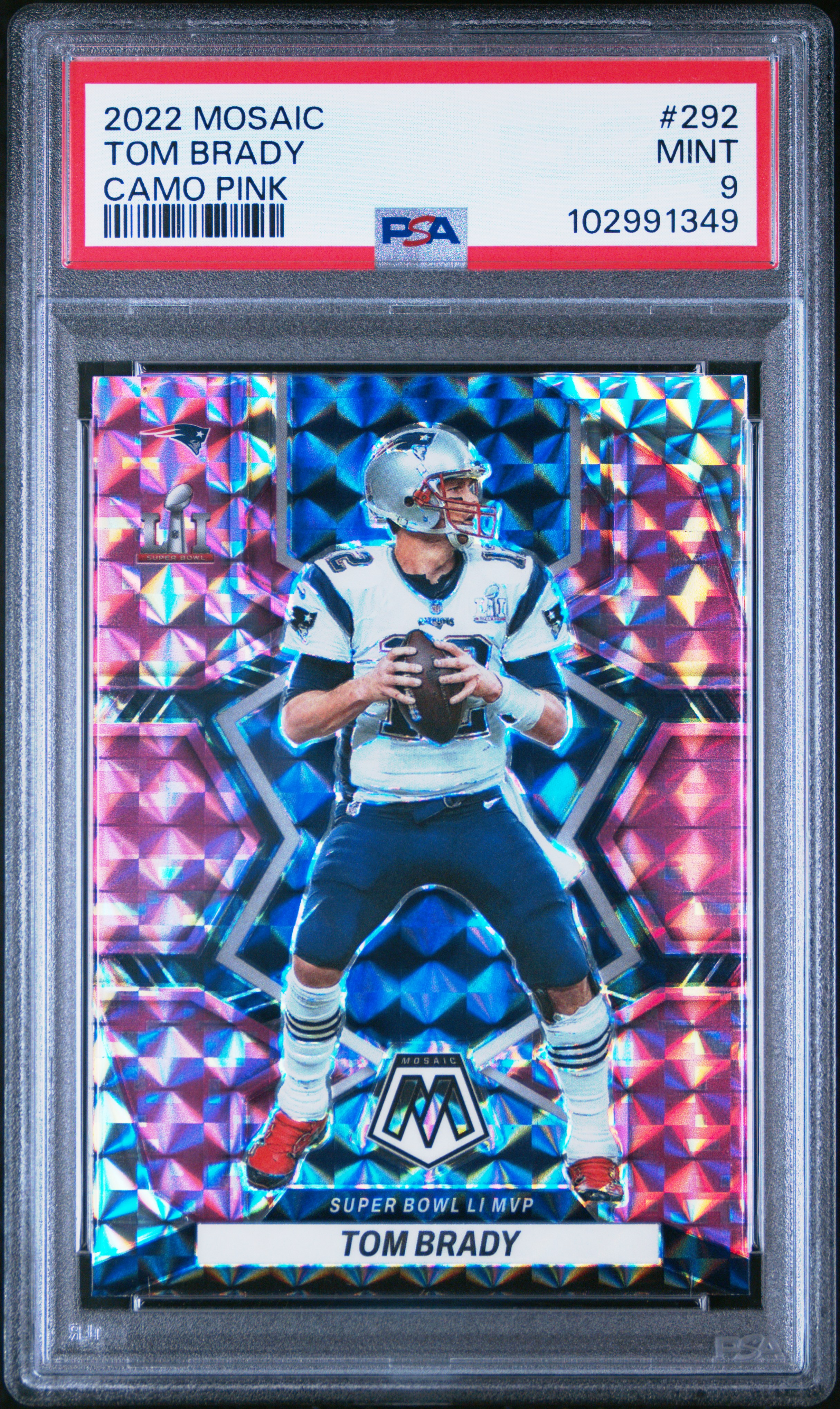 2022 Panini Mosaic Tom Brady #292 (Camo Pink) Mint 9 front