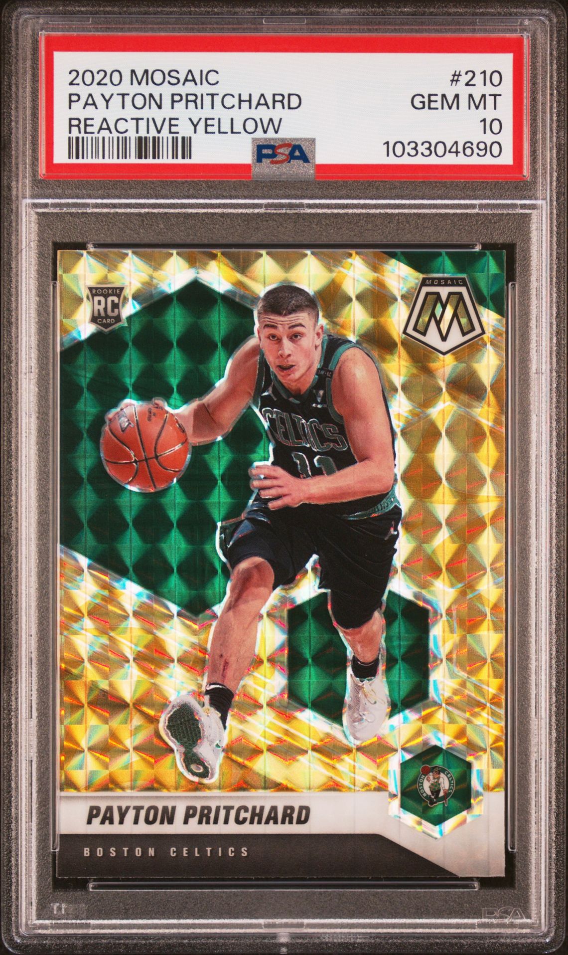 2020 Panini PANINI MOSAIC REACTIVE YELLOW #210 Payton Pritchard front