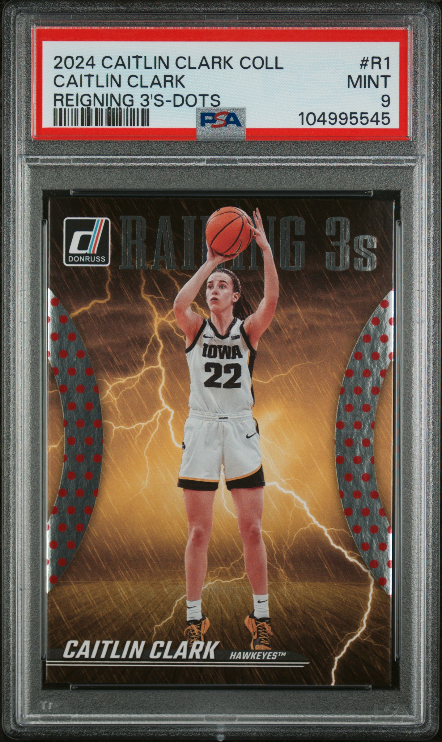 2024 Panini Caitlin Clark Collection Reigning 3'S Caitlin Clark #R1 (Reigning 3'S-Dots) Mint 9 front