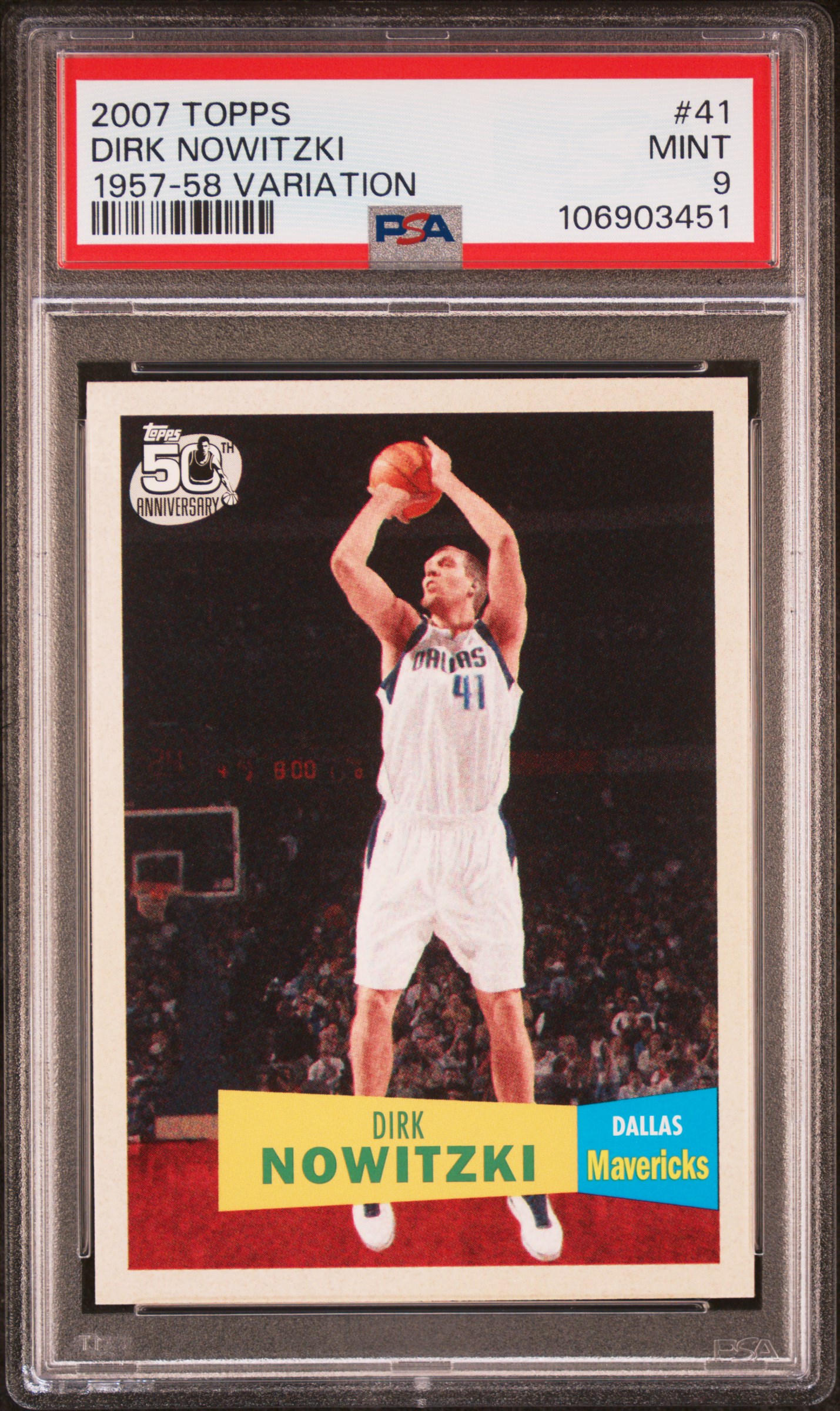 2007 Topps Dirk Nowitzki #41 (1957-58 Variation) Mint 9 front