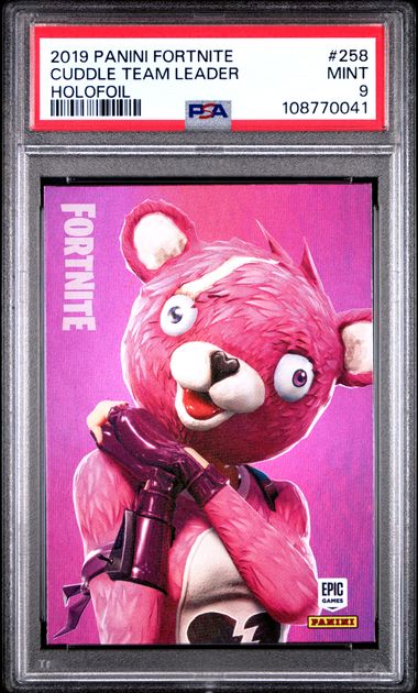 2019 Panini Holofoil #258 Fortnite Holofoil Cuddle front