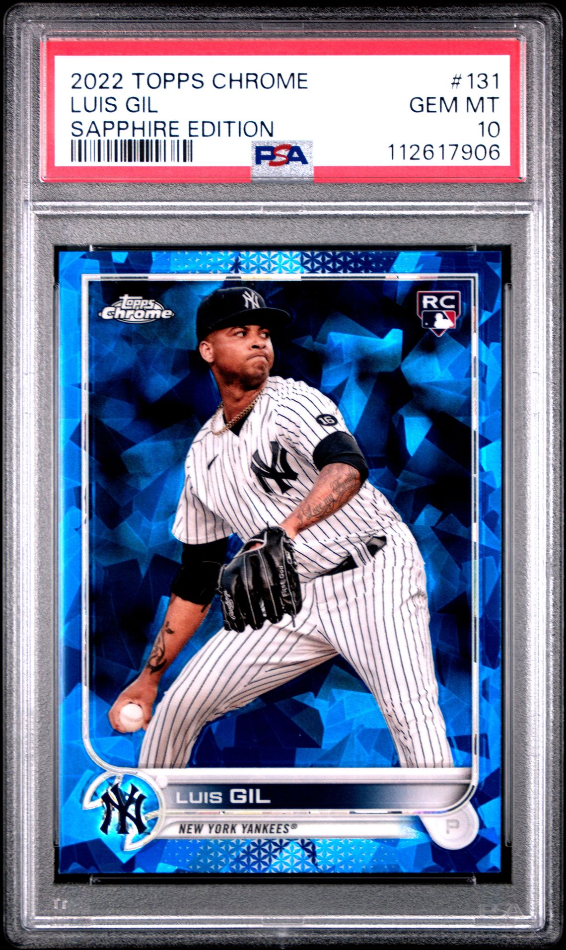2022 Topps TOPPS CHROME SAPPHIRE EDITION GOLD #131 Luis Gil front