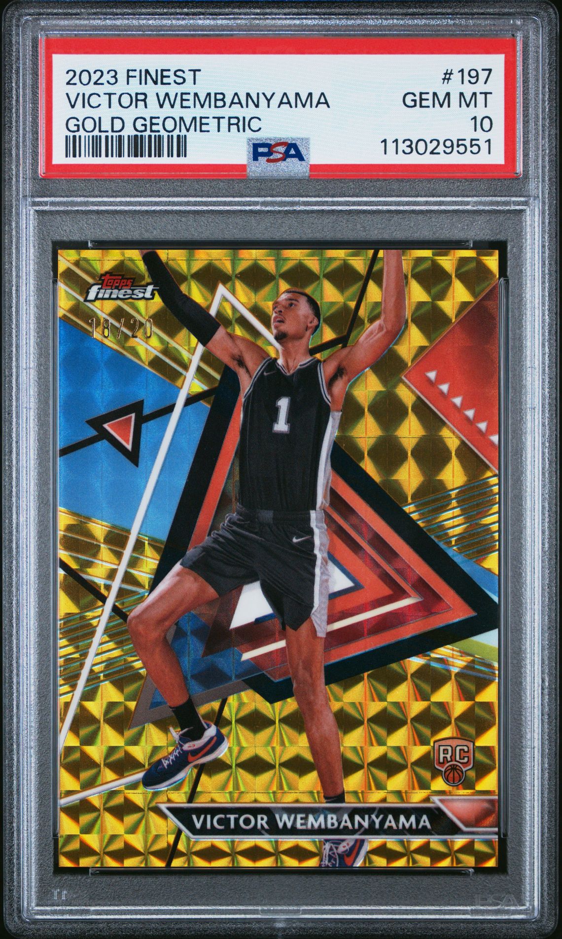 2023 Topps TOPPS FINEST Gold #197 Victor Wembanyama front