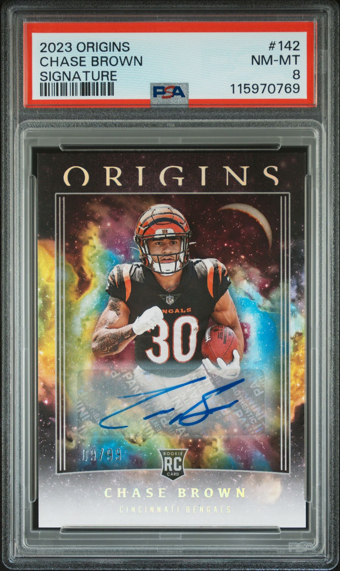 2023 Panini Origins Chase Brown #142 (Signature) Nm-Mt 8 front