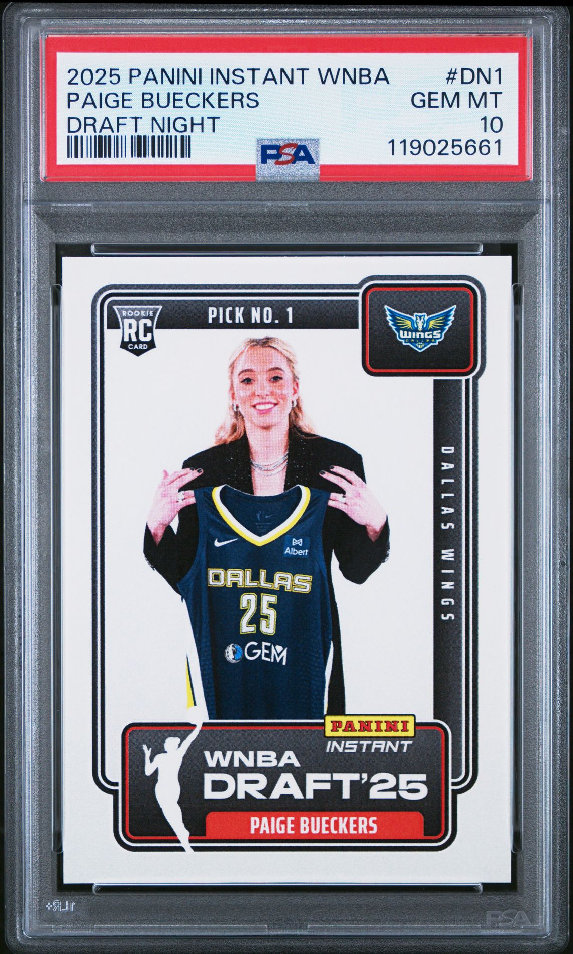 2025 Panini Panini Instant Wnba Draft Night #DN1 Paige Bueckers front