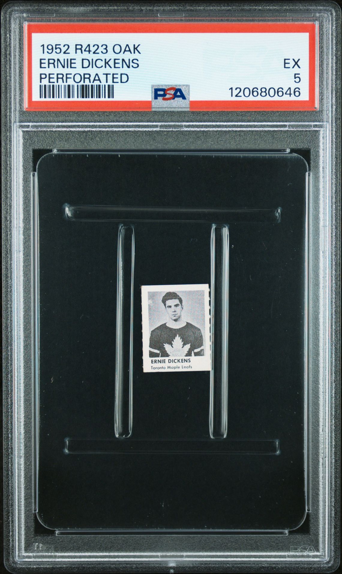 1952 R423 Oak Perforated Ernie Dickens (Perforated) Ex 5 front