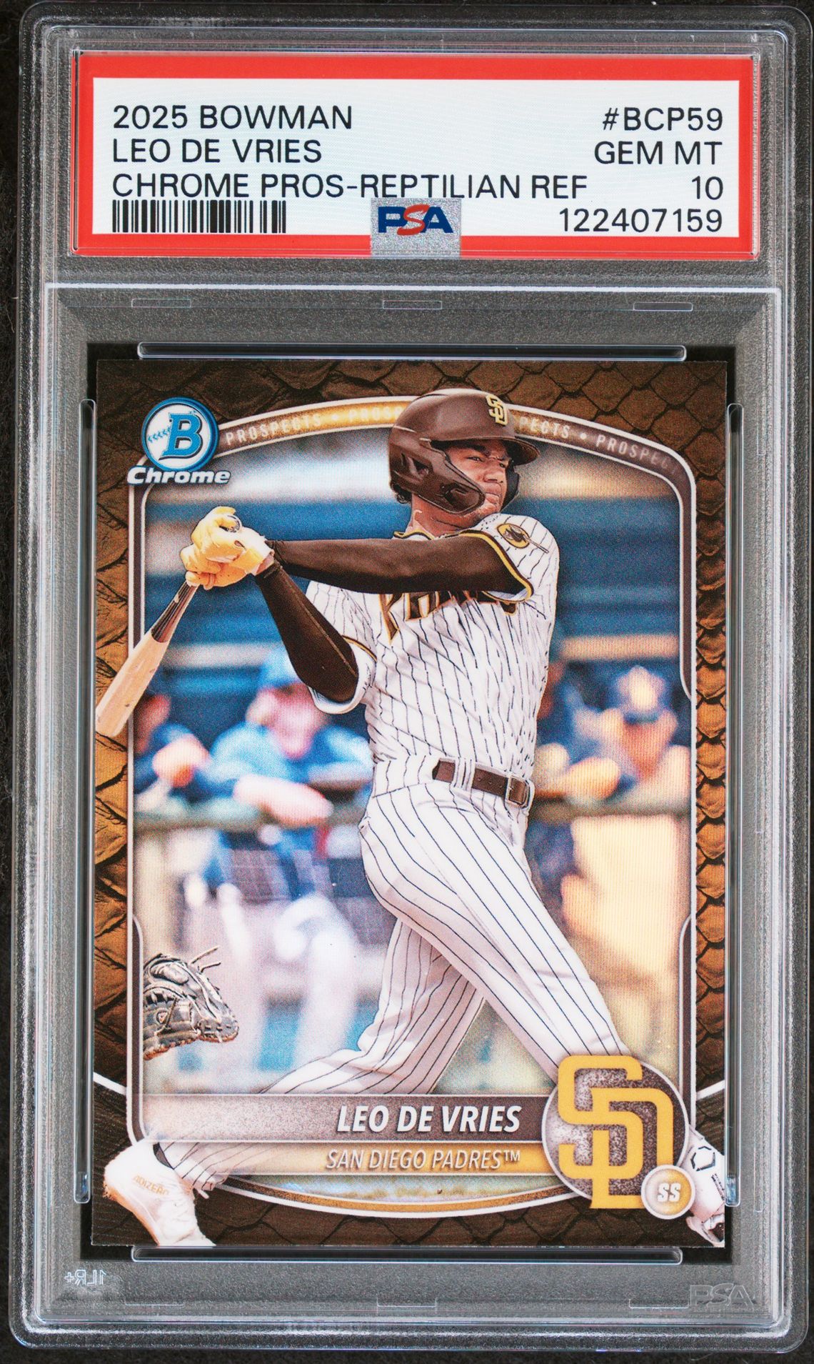 2025 Bowman Chrome Prospects Leo De Vries #Bcp59 (Chrome Pros-Reptilian Ref) Gem Mt 10 front