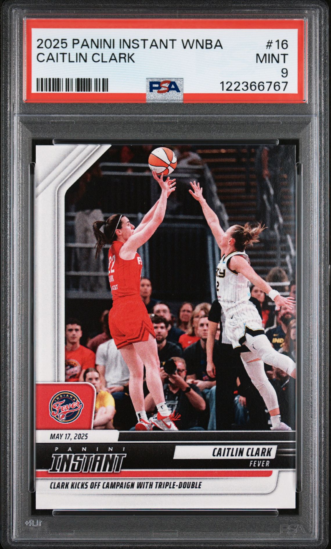 2025 Panini PANINI INSTANT WNBA #16 Caitlin Clark front