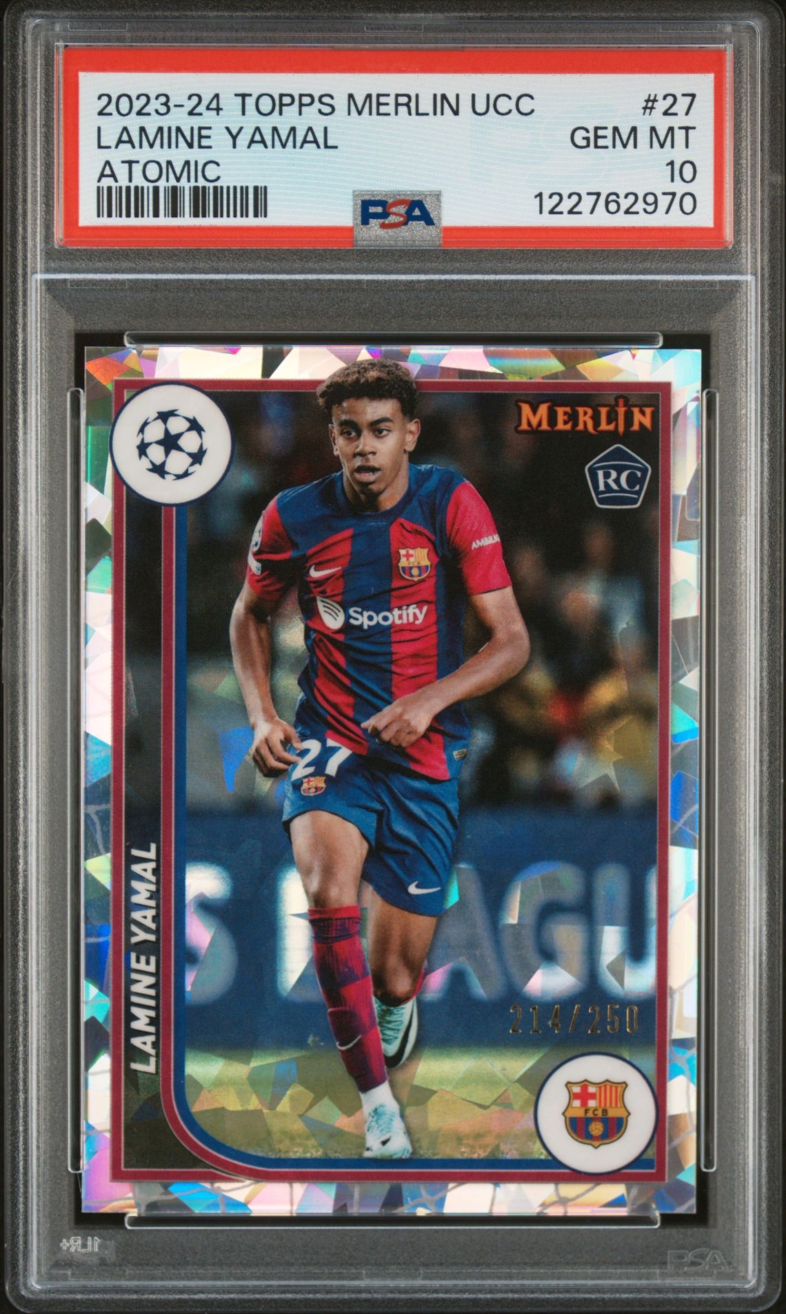 2023-24 Topps TOPPS MERLIN UEFA CLUB COMPETITIONS GOLD ATOMIC #27 Lamine Yamal front