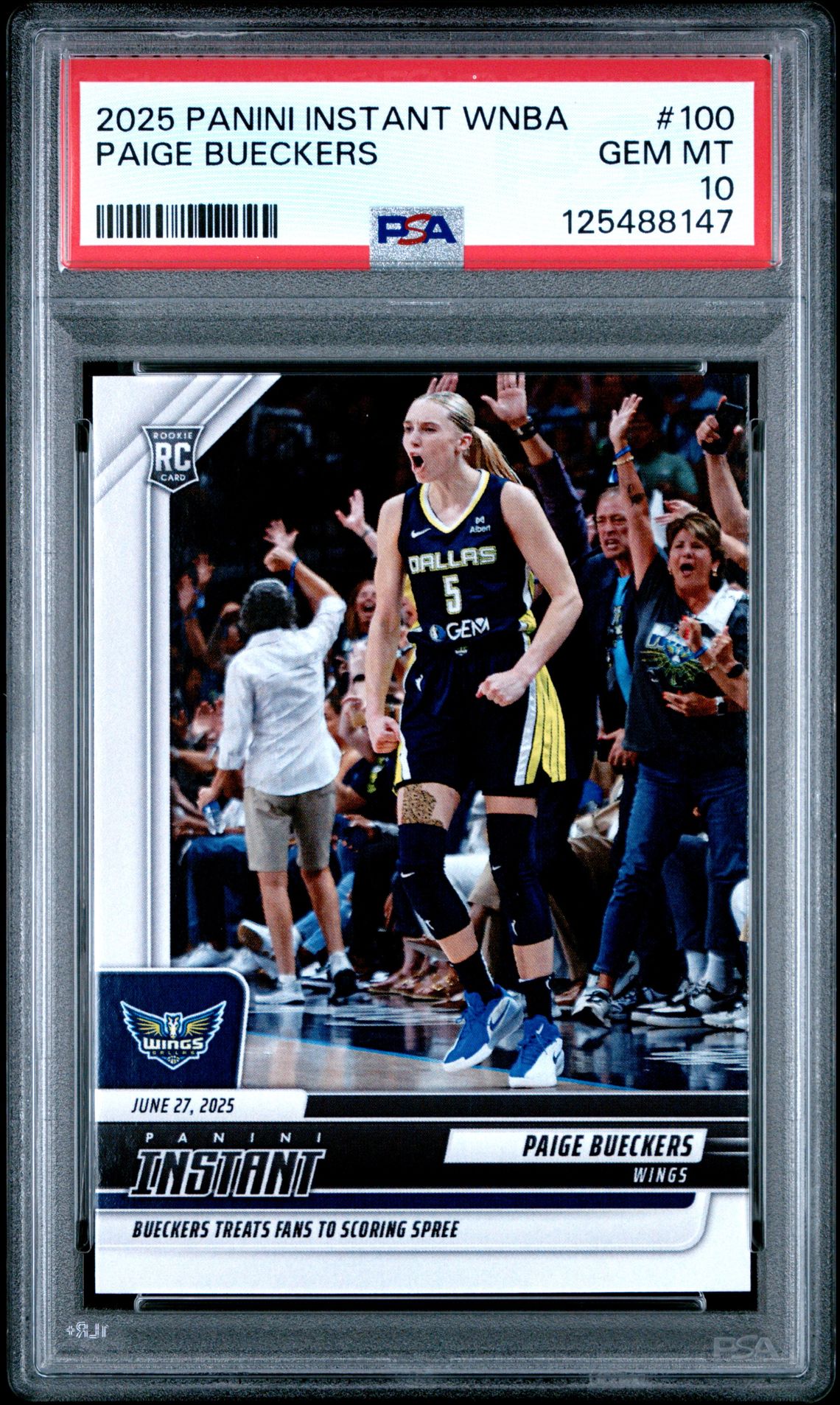 2025 Panini PANINI INSTANT WNBA #100 Paige Bueckers front