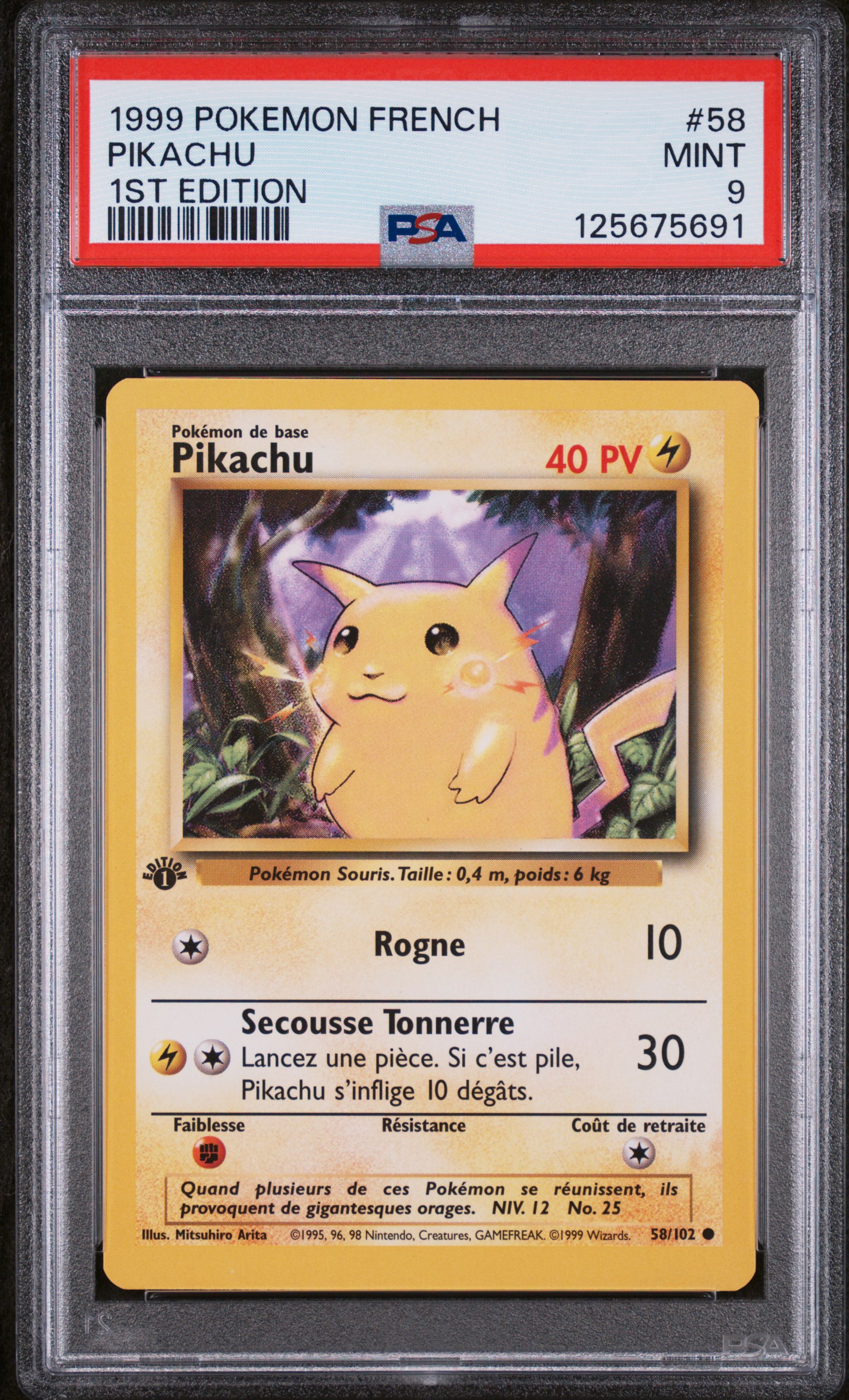 Pikachu 58 sur 102 Set de Base français Édition 1 avec tampon et ombre autour de l’illustration