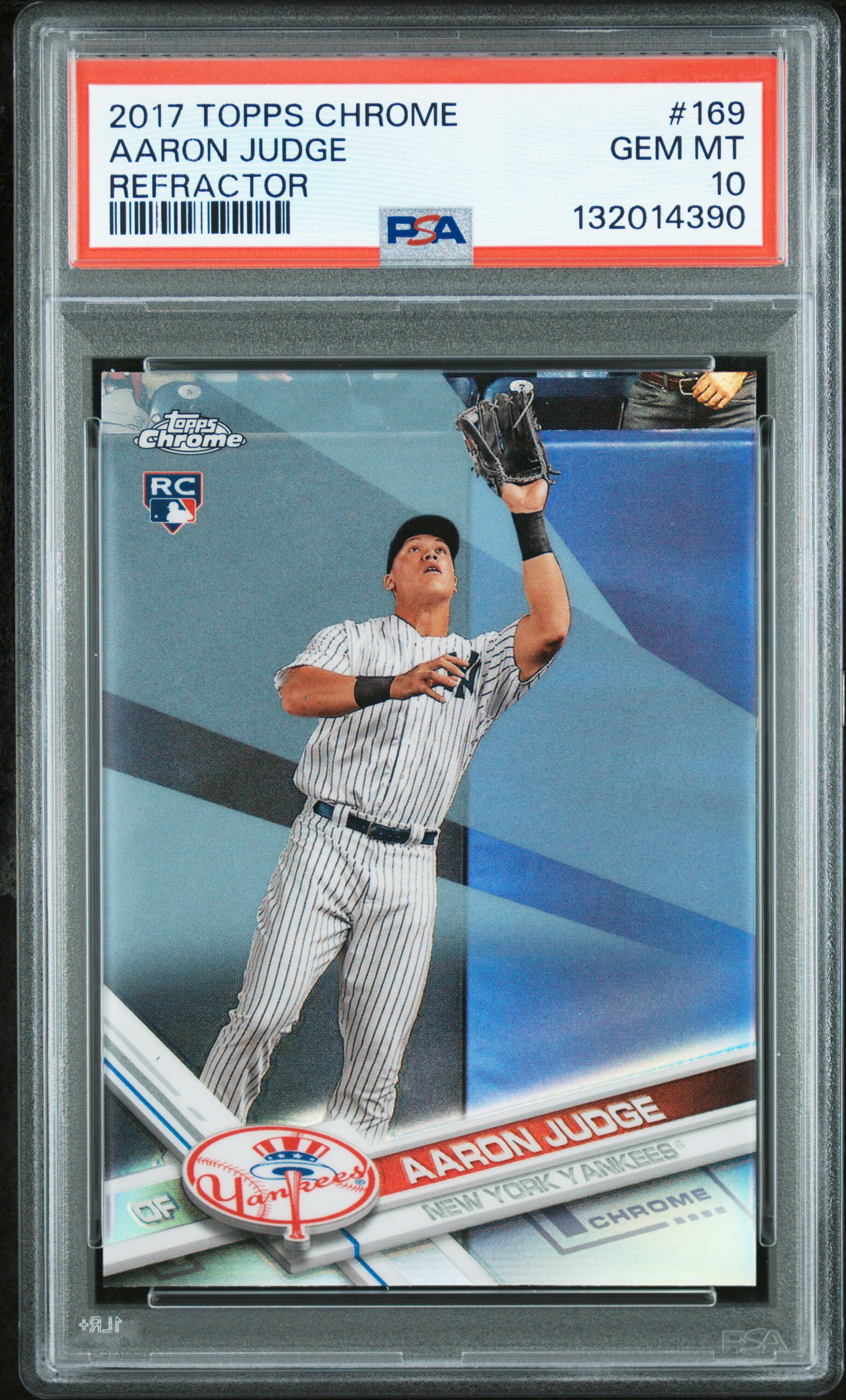 2017 Topps Chrome Aaron Judge Refractor (Catching) #169 PSA 10