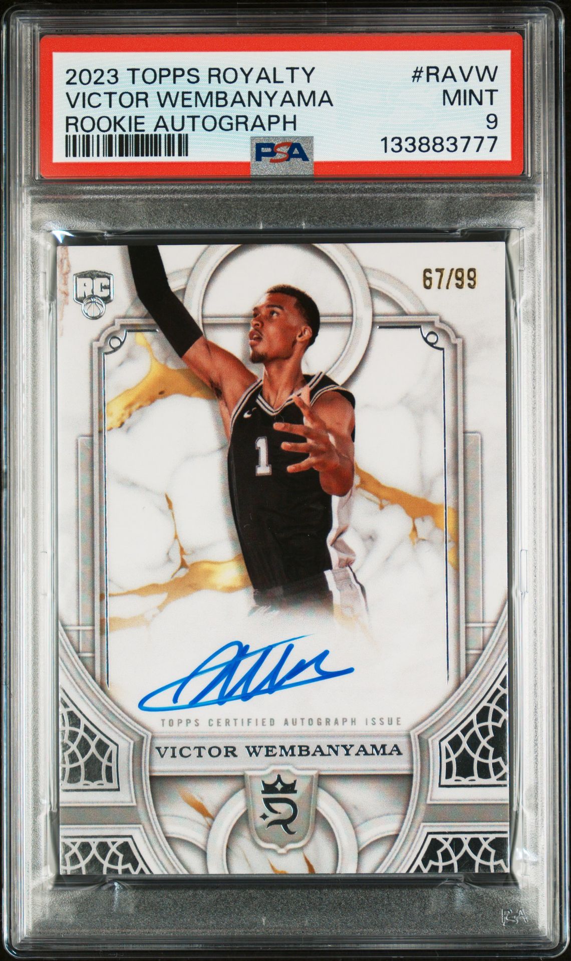 2023 Topps TOPPS ROYALTY ROOKIE AUTOGRAPHS #RAVW Victor Wembanyama front