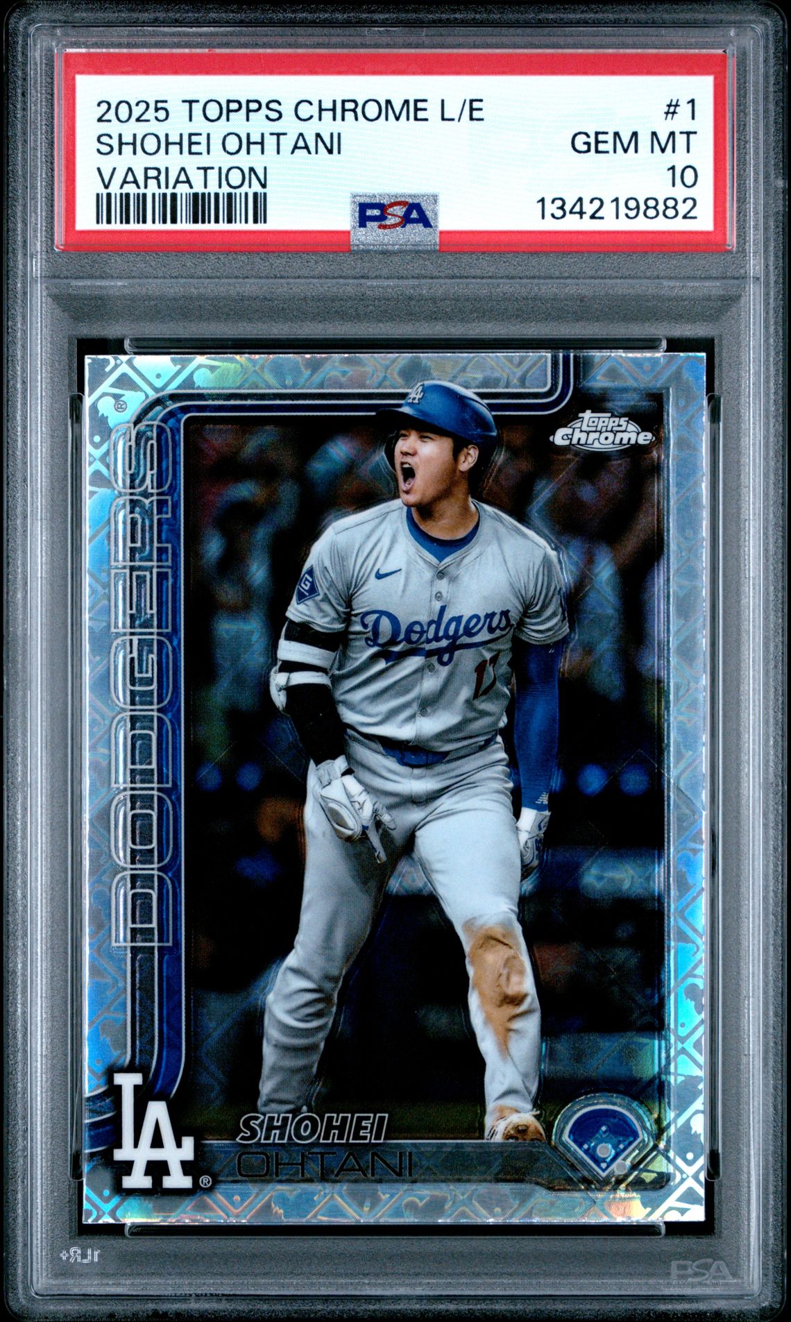 2025 Topps TOPPS CHROME VARIATION #1 Shohei Ohtani front