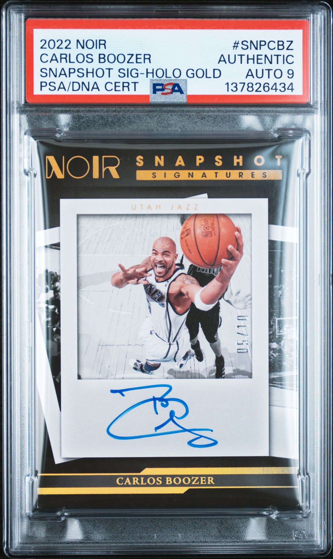 2022 Panini Noir Snapshot Signatures Carlos Boozer #Snpcbz (Snapshot Sig-Holo Gold) N0: Authentic front